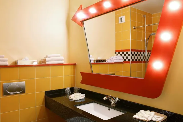 Cars, Standard, Double Bed، Disneys Hotel Santa Fe 5/5