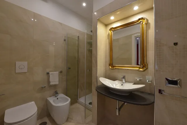 جناح ديلوكس بسرير كوين مع أريكة، Fabio Dei Velapazza Luxury Guest House 2/3