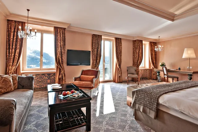 جناح جونيور كبير بإطلالة على البحيرة، Carlton Hotel St Moritz 2/9