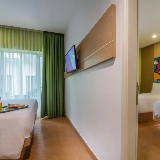 Love, Family، MaxOneHotels.com at Resort Makassar 3/6