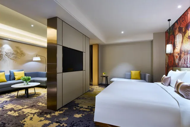 جناح ديلوكس بسرير كينج بإطلالة على البحر، The Qube Hotel Shanghai Sanjiagang 1/2