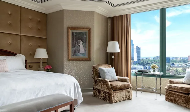 Chairman, Suite, 2 King Beds، The Langham Melbourne 2/3