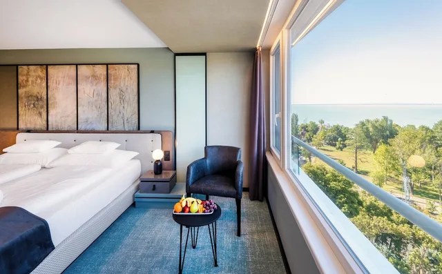 Panoramic, Suite, Queen Bed, Sofa, Hunguest Hotel Bal Resort 2/4