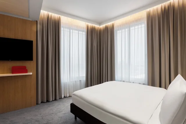 غرفة قياسية بسرير كوين، Holiday Inn Express MUNICH CITY WEST 7/10