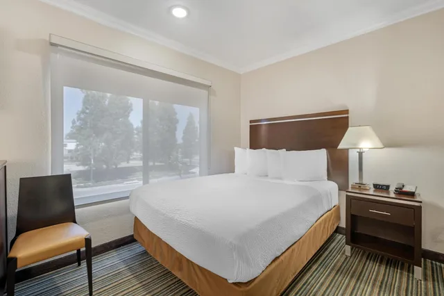 Standard, Multiple Beds، Best Western Courtesy Inn - Anaheim Park Hotel 2/5