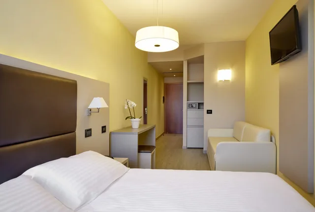 غرفة سوبيريور بإطلالة على البحيرة، Park Hotel Casimiro Village 1/6