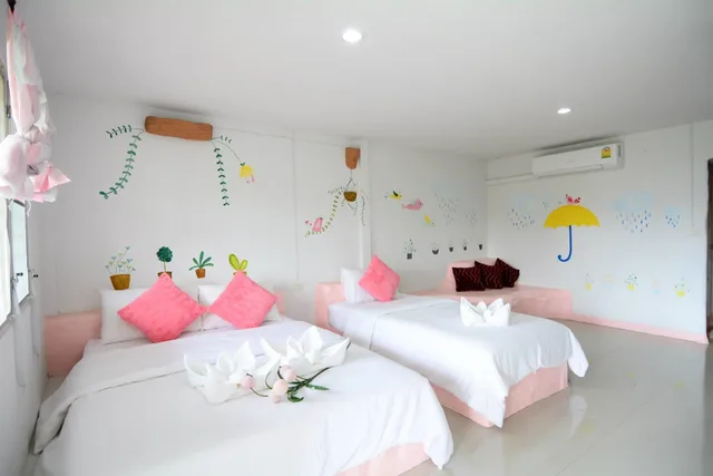 غرفة عائلية بسرير مزدوج وسرير فردي، Khun Khao Tamnan Prai Resort 10/10