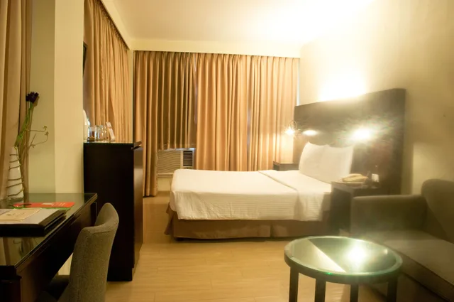 غرفة ديلوكس بسريرين كوين، Pearl Lane Hotel 2/3