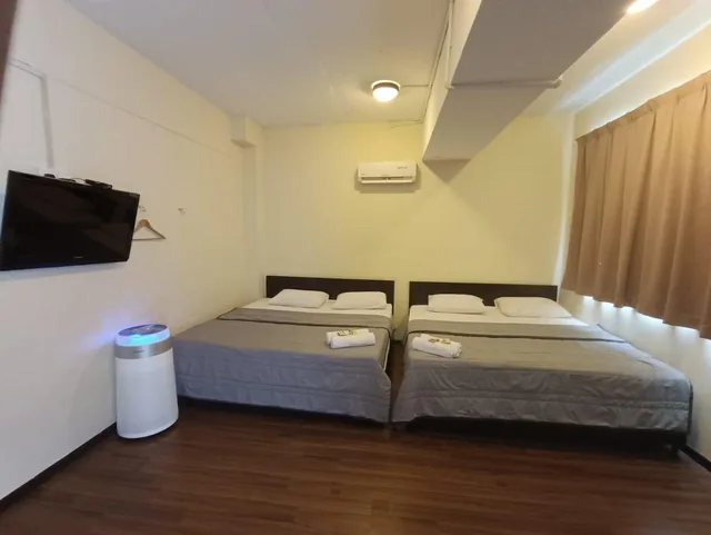 غرفة عائلية بحمام مشترك، So Hotel 1/2