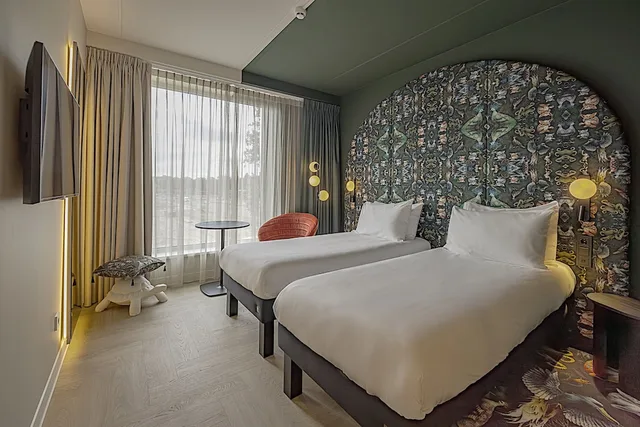 غرفة بسريرين منفصلين بإطلالة على المتنزه، ibis Styles Rotterdam Ahoy 4/9