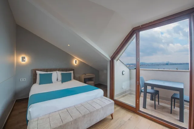 بنتهاوس بسرير مزدوج بإطلالة على البحر بشرفة في الملحق، Sur Hotel 4/10