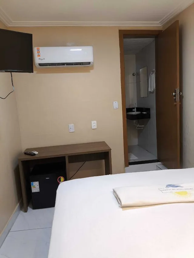 غرفة قياسية رباعية بسرير كوين وسريرين منفصلين، Hotel Luar De Itapua 4/9