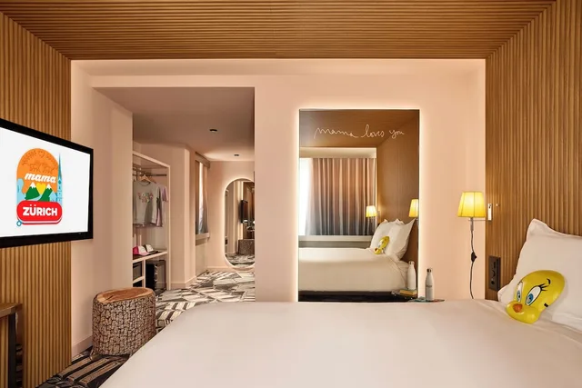 Mama, Suite, King Bed, Sofa, Xxl، Mama Shelter Zurich 7/8