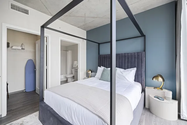 Suite, 2 Queen Beds, 2 Bathrooms, Placemakr Premier SoBro 6/10