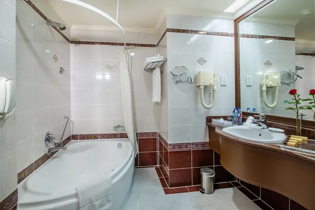 جناح تنفيذي بسرير كينج، Sunday Suites Excelsior Hotel Deira (formerly Sheraton Deira) 3/7