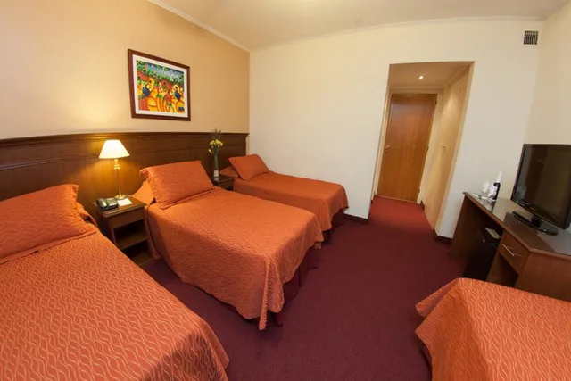 غرفة قياسية رباعية، Ritz Hotel Mendoza 2/2