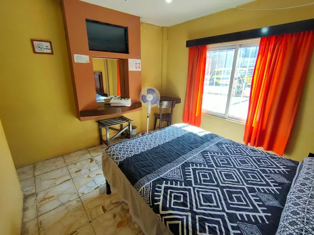 غرفة قياسية، OYO Hotel Colon, Plaza Bicentenario, Zacatecas Centro 4/10