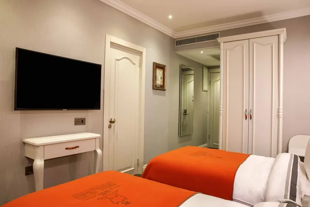 غرفة قياسية بسريرين منفصلين في الطابق الأرضي، Amiral Palace Boutique Hotel 4/5