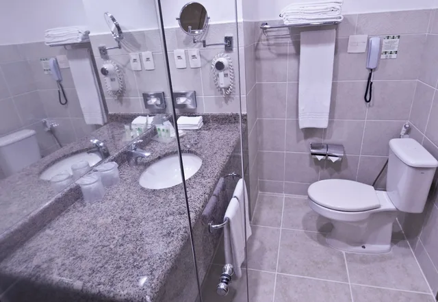 غرفة قياسية بسريرين مزدوجين، Holiday Inn Manaus 8/8