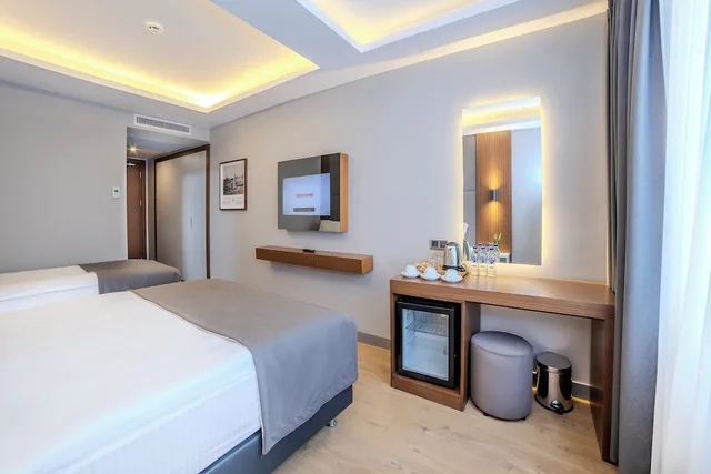 غرفة سوبيريور ثلاثية بسرير كوين وسرير فردي، Hotel El Blanco Istanbul 8/10