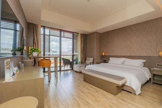 Superior, City View, Mangrove Tree Resort World (Coral Tower) 1/10