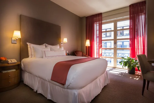 غرفة قياسية بسرير كوين، Hotel Giraffe 7/8