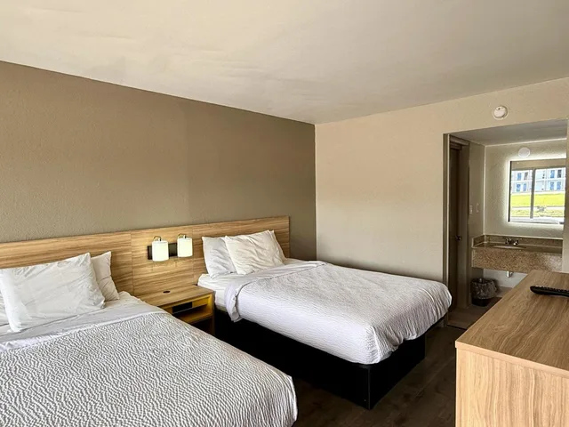 غرفة بسرير مزدوج للمدخنين، Days Inn By Wyndham Ruther Glen Kings Dominion Area 1/7