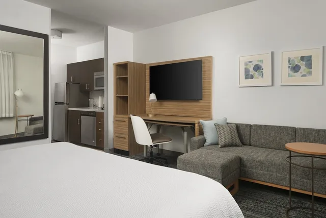 استوديو بسرير كينج مع أريكة لذوي الإعاقة، Towneplace Suites Swedesboro Logan Township 2/8