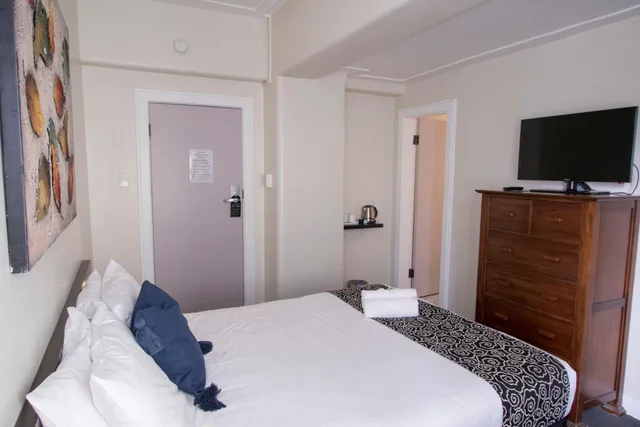 غرفة بسرير مزدوج بحمام خاص، Hotel Waterloo Backpackers 1/1