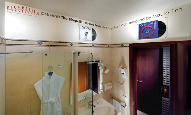 غرفة كلاسيكية، Phi Hotel Bologna 8/9