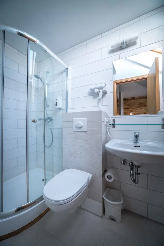 غرفة مفردة، Hotel Breiodalsvik 16/17