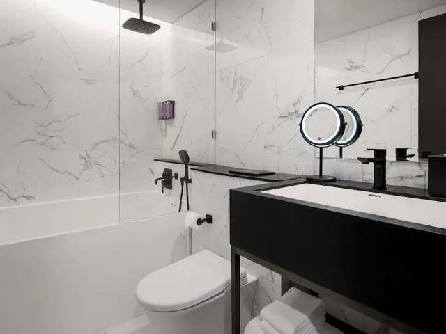 Tribe, Double Bed، TRIBE Living Bangkok Sukhumvit 39 4/8