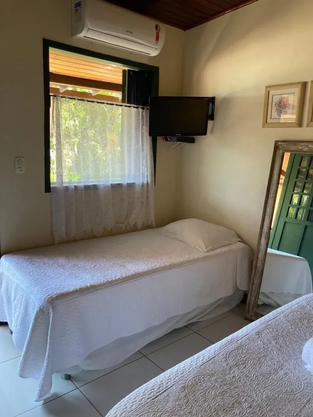 Family, Triple, 1 Queen and 1 Single Bed, Pousada Solar Da Praia 2/4