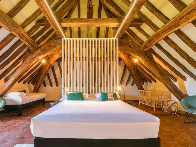 غرفة عائلية بسرير مزدوج مع أريكة، ibis Styles Dijon Sud Domaine De Beauregard 21600 Longvic 2/6