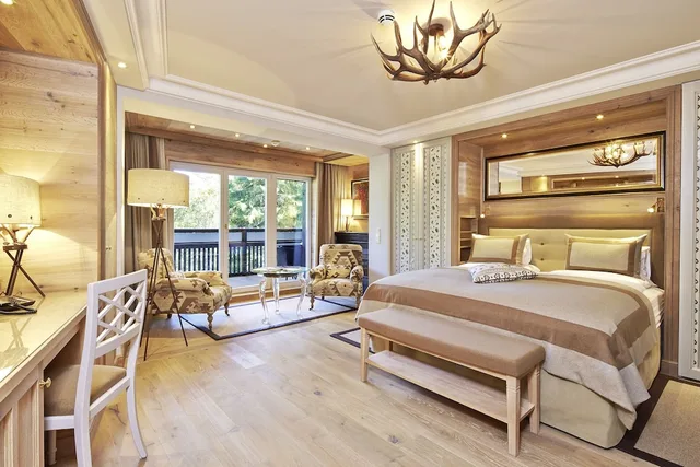 غرفة ديلوكس بسرير مزدوج، Alpin Resort Sacher 1/4