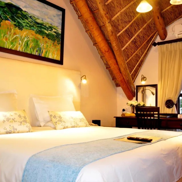 غرفة قياسية بسرير مزدوج، Oakhurst Hotel 2/8