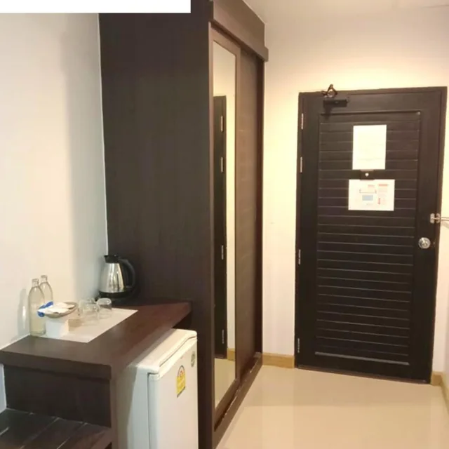 غرفة بسرير كينج بإطلالة على المسبح، Bualinn Resort Nongkhai 10/10