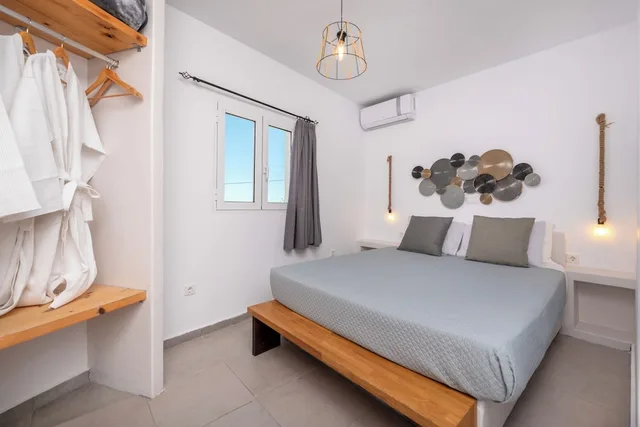 جناح سوبيريور بسريرين مزدوجين بإطلالة على البحر، Gizis Cliffside Suites 1/10