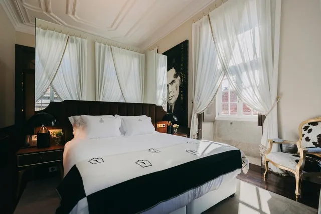 جناح جونيور بسرير كوين، Torel Palace Porto 5/6
