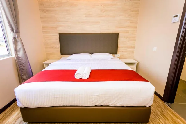 غرفة تنفيذية بسرير كينج، Icon Hotel 4/10