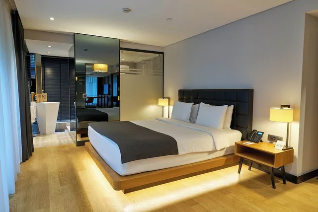 غرفة بريفيليج بسرير كينج، METROPOLITAN HOTELS BOSPHORUS 1/10