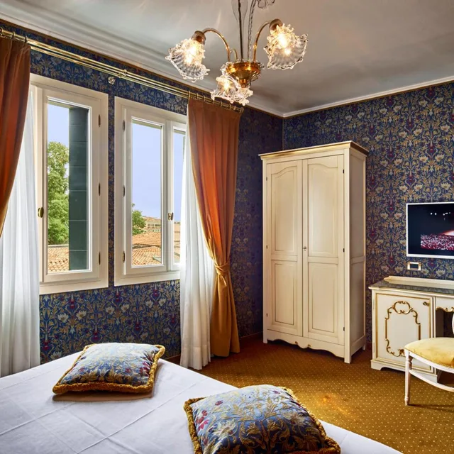 Deluxe, Canal View, Gardena Hotel 8/10