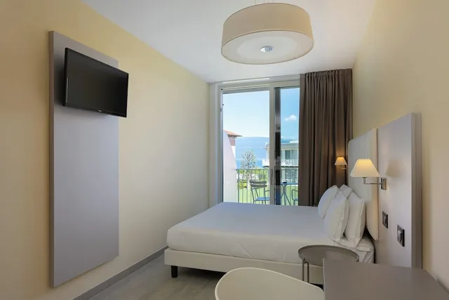 غرفة سوبيريور بسرير مزدوج بإطلالة على البحيرة، Park Hotel Casimiro Village 8/10