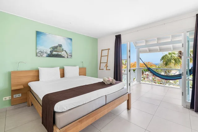شقة بسرير كينج بإطلالة على البحر بغرفة نوم واحدة، Chogogo Dive & Beach Resort Curacao 1/5