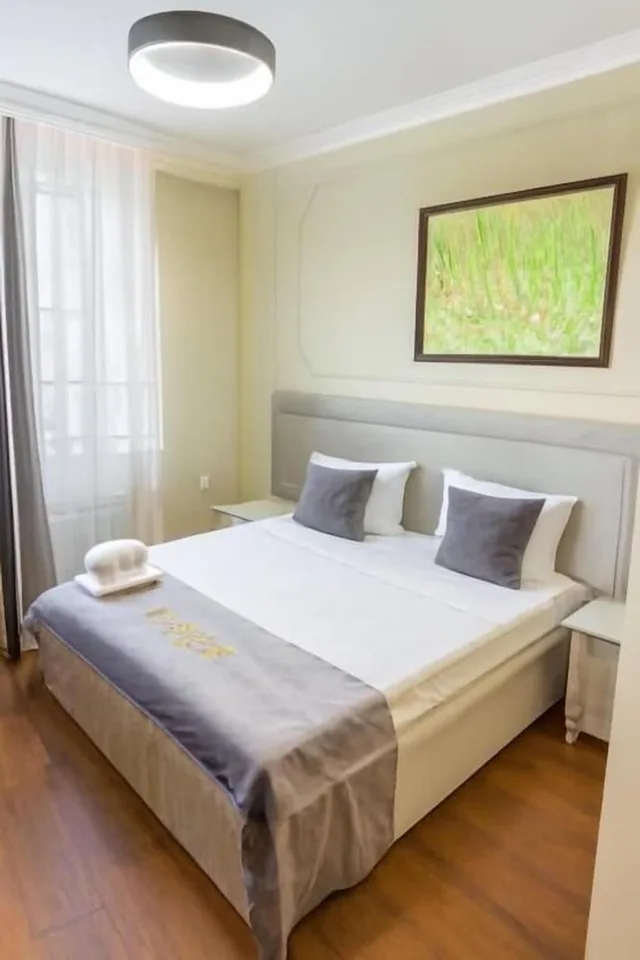 غرفة اقتصادية بسرير كينج بغرفة نوم واحدة، Parliament Hotel & Restaurant 2/10