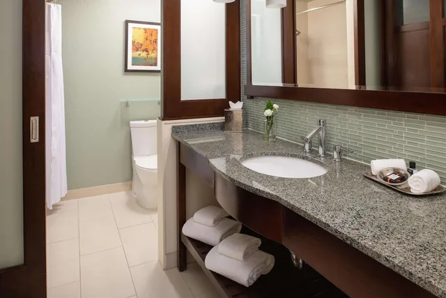 جناح استوديو بسرير كينج، Toll House Hotel Los Gatos, Tapestry Collection by Hilton 3/3