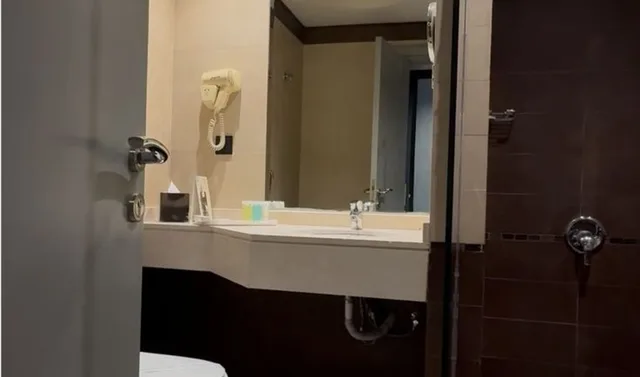 Deluxe Room, Rand Hotel by Wandalus 5/5