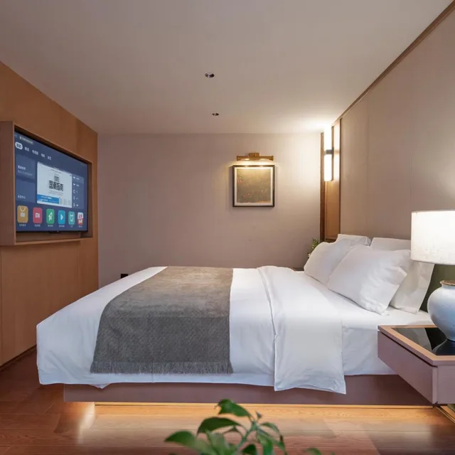 غرفة ثلاثية بحمام خاص، The Classic Courtyard 9/10