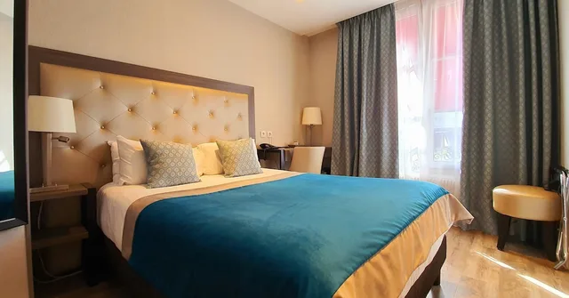 Room, Single, Single Bed, Hotel Eiffel Kennedy 3/19