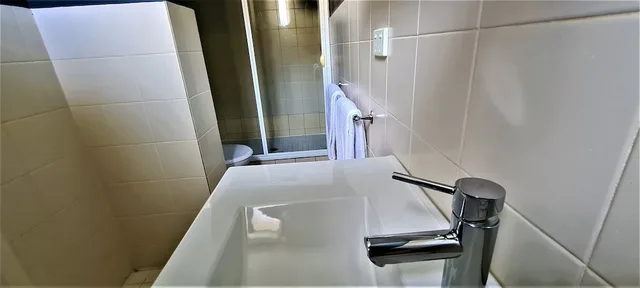 غرفة اقتصادية بسرير مزدوج، Brunswick Tower Hotel 4/4